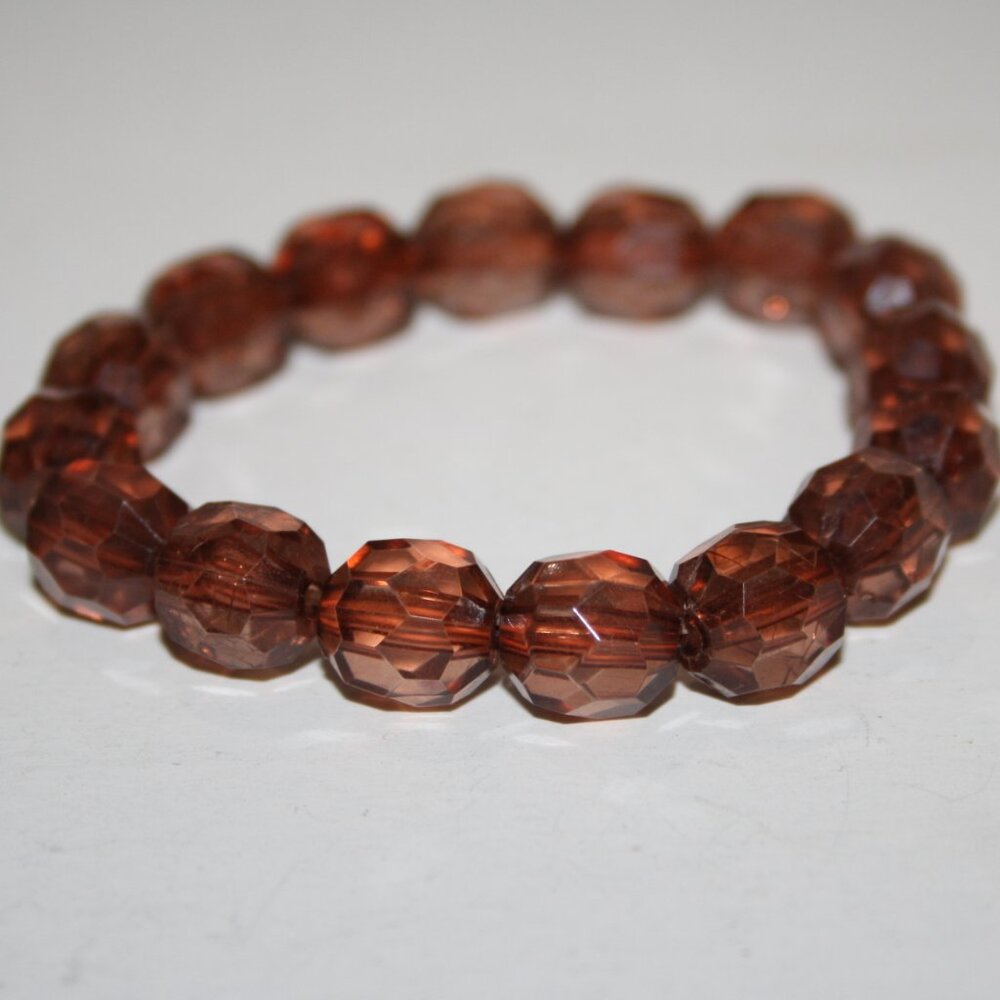 Beautiful dark brown beaded bracelet 7"